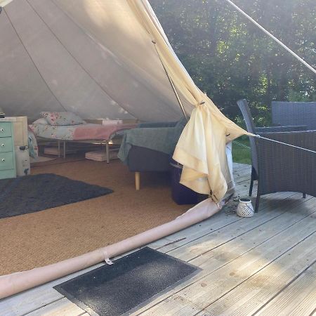 Fonclaire Holidays Glamping 'Luxury Camping' Blond 外观 照片