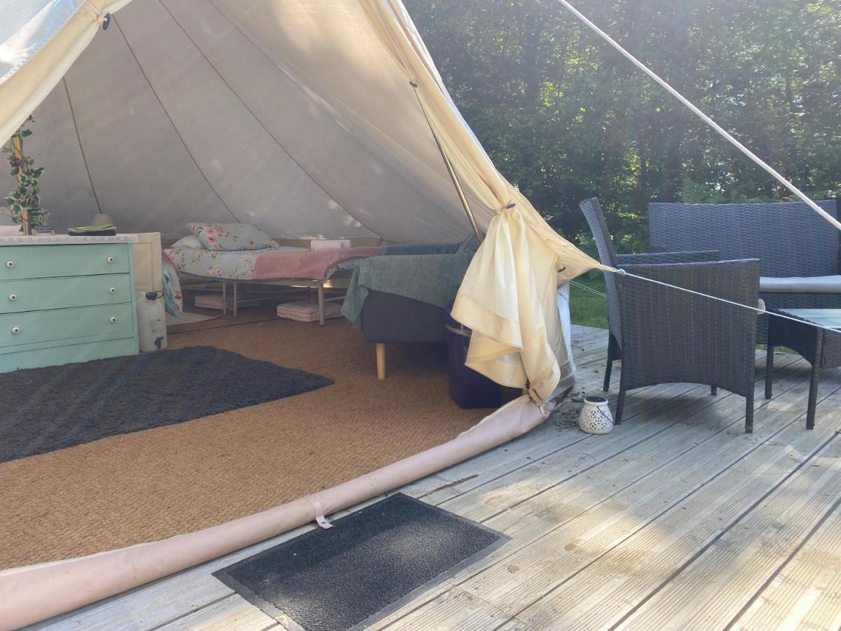 Fonclaire Holidays Glamping 'Luxury Camping' Blond 外观 照片